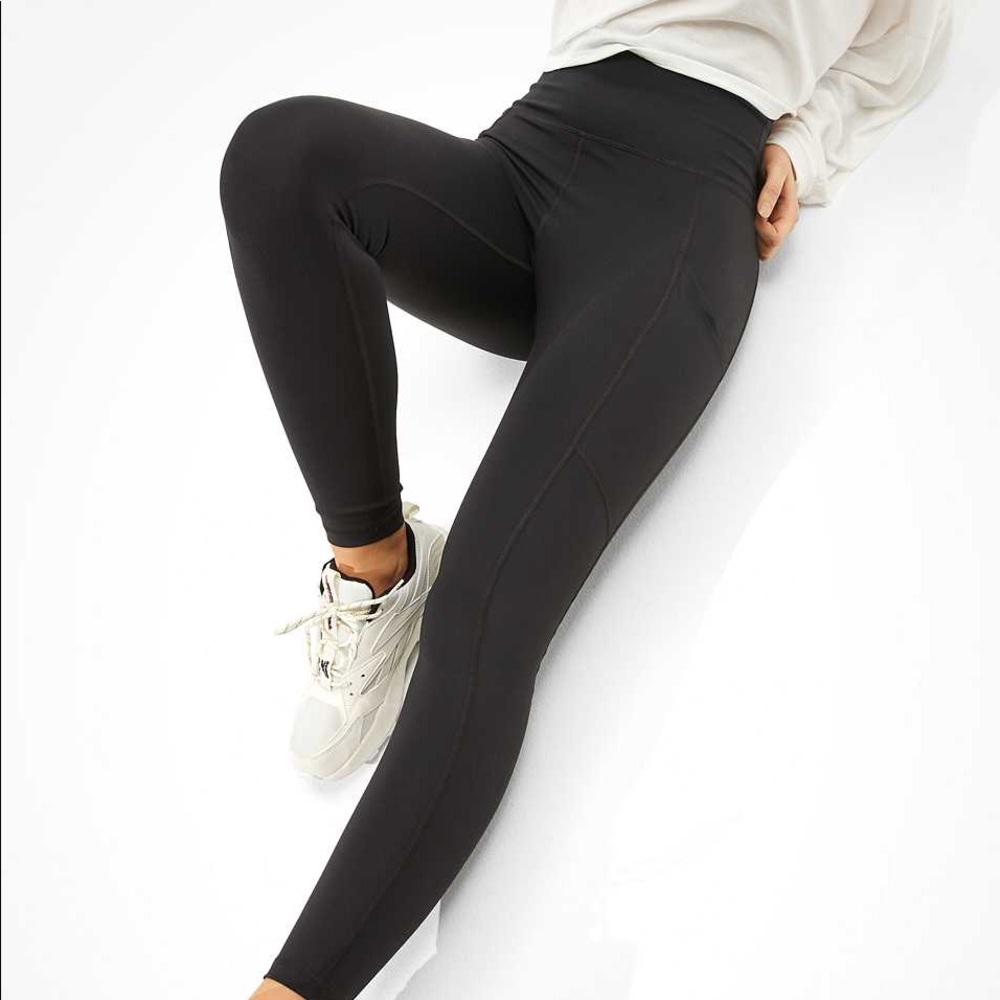 AE NWOT Everything Pocket Leggings